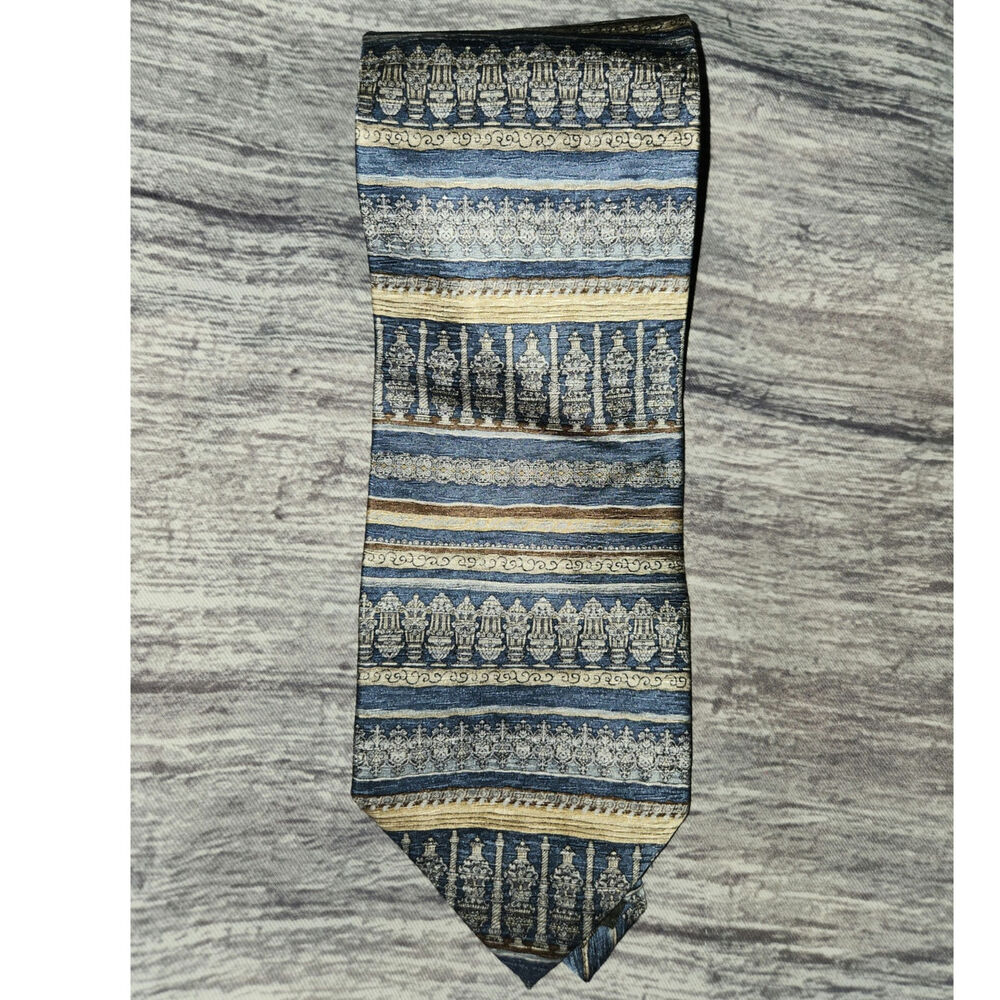 Daniel De‎ Fasson Mens 100% Silk Hand Made Blue Geometric Pattern Tie